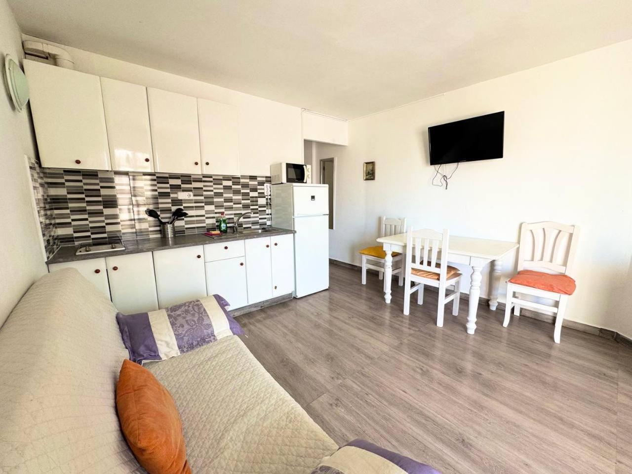 Apartsalou Bilbao Salou Exterior foto